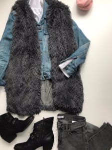 3 Ways to Wear Fur Vest, Hanna Lee Style, www.hannaleestyle.com/3waystowear