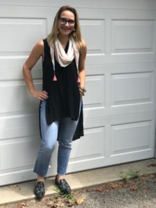 DIY Denim Hem, Hanna Lee Style, www.hannaleestyle.com/diydenimtrend